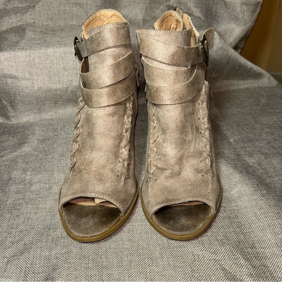 Diba True Bootie Ankle Open Toe Boots Women Tan Taupe Zip Side Buckles Size 8.5 - Picture 1 of 8